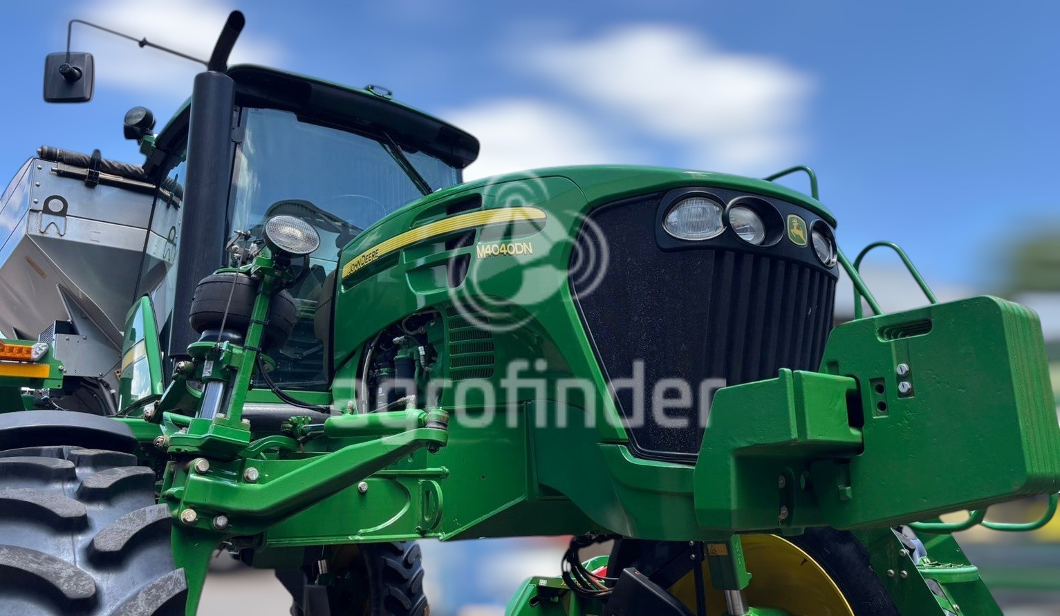 Distribuidor de Fertilizante Sólido John Deere M4040DN
Ano 2024